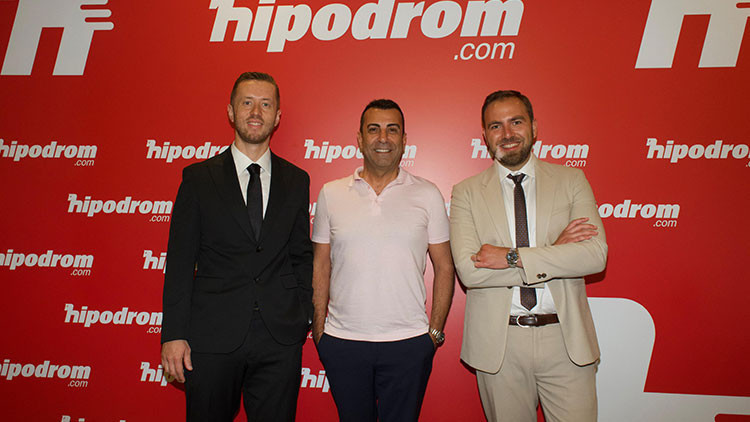 Hipodrom.comdan Emre Karayel sürprizi Hipodrom.comdan Emre Karayel sürprizi