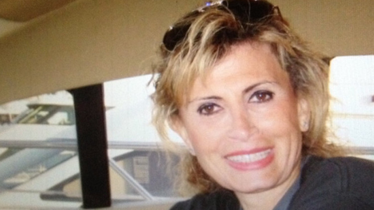 Ödüllü yönetmenin korkunç sonu... Ağzını bantlayıp bıçakladılar... Sonra da battaniyeye sarıp bıraktılar... Her şey elmaslı saat için