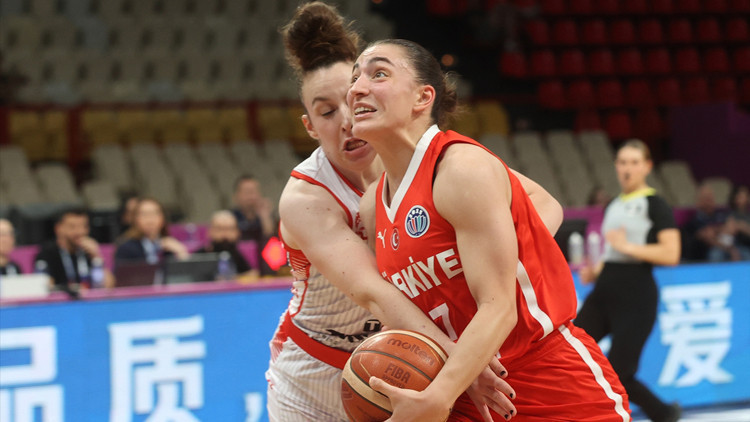 Potanın Perileri, İsviçreyi farklı devirdi Potanın Perileri, İsviçreyi farklı devirdi