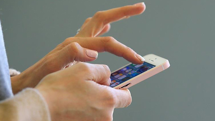 Hediye ettiği telefondan casus yazılım çıktı: Yargıtay kararını verdi