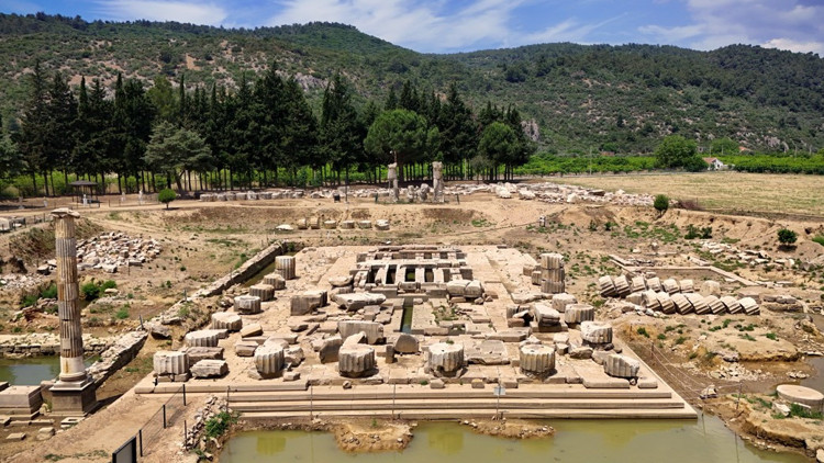 Saya Holding Klaros’taki kazıya ana sponsor oldu