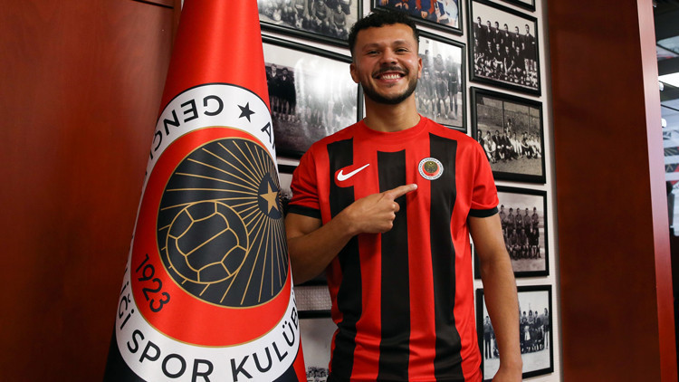 Thalisson, Gençlerbirliğiine imza attı