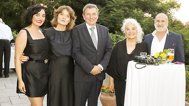 Türkçe-İngilizce performans