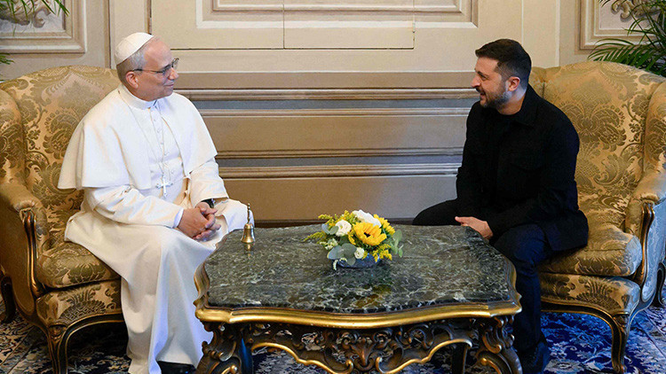 Vatikanda kritik ziyaret: Zelenski ile Papa görüştü