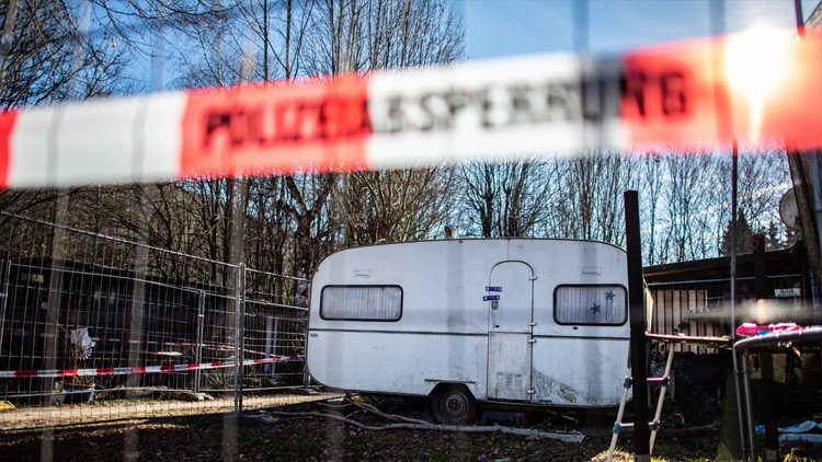 Çocuk pornosu çetesine baskın