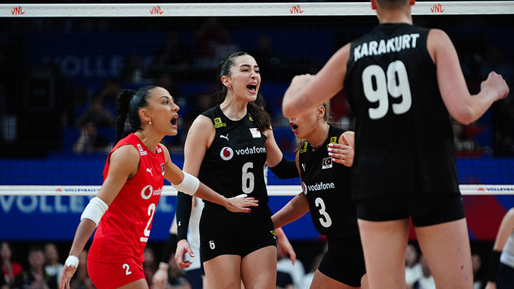 A Milli Kadın Voleybol Takımı, FIVB Milletler Liginde Çekyaya mağlup oldu A Milli Kadın Voleybol Takımı, FIVB Milletler Liginde Çekyaya mağlup oldu
