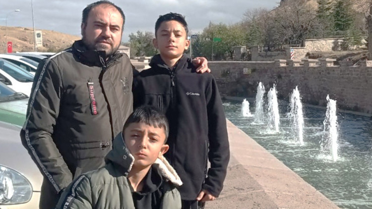 Arkadaşı tarafından boğazı sıkılan Yusuf yaşam mücadelesini kaybetti Arkadaşı tarafından boğazı sıkılan Yusuf yaşam mücadelesini kaybetti