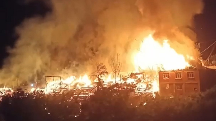 Boluda 2 ev ile 10 samanlık yandı, çok sayıda küçük ve büyükbaş öldü