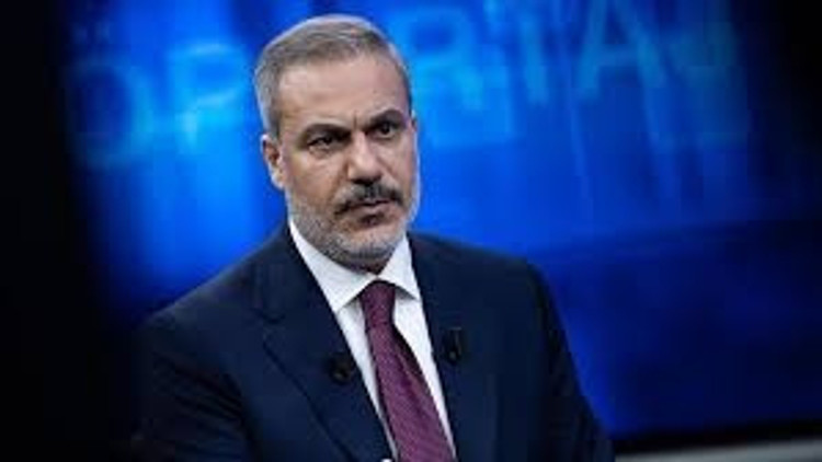 Dışişleri Bakanı Hakan Fidan, Suriye Dışişleri Bakanı Şeybani ve ABD temsilcisi Barrack ile görüştü