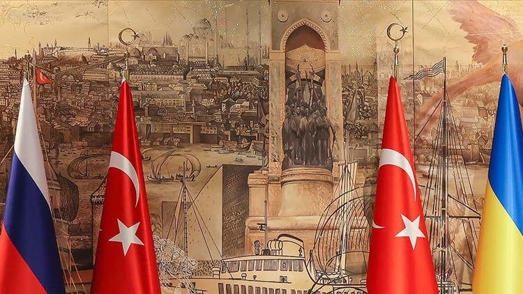 Rusya ve Ukrayna heyetleri İstanbul görüşmeleri için yola çıktı Rusya ve Ukrayna heyetleri İstanbul görüşmeleri için yola çıktı