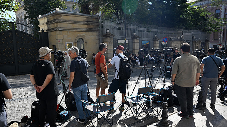 İran ve Avrupa ülkeleri arasında İstanbulda gerçekleştirilen nükleer müzakereler sona erdi İran ve Avrupa ülkeleri arasında İstanbulda gerçekleştirilen nükleer müzakereler sona erdi