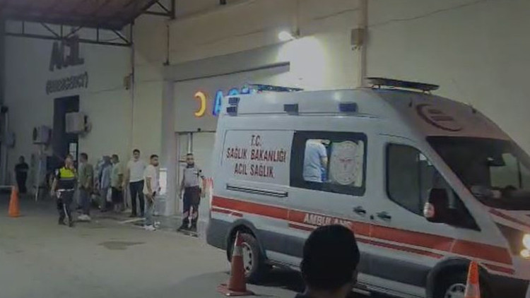 İskenderundan acı haber MSB: Yüksek ateş şikayetiyle hastaneye kaldırılan 2 asker şehit oldu