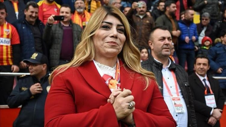Kayserisporda Berna Gözbaşı yönetimine haciz şoku