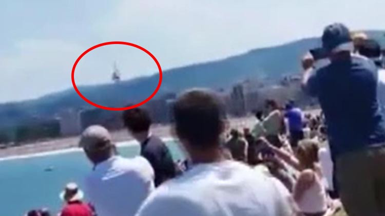 Savaş uçağından korkutan gösteri: Teğet geçti