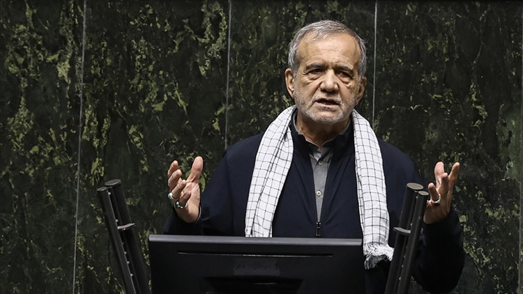 İrandan Azerbaycan açıklaması: Akrabayız kardeşiz