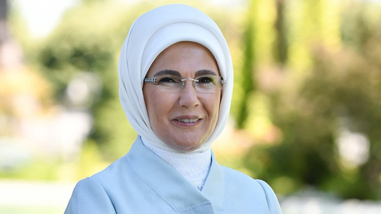 Emine Erdoğandan Dünya Emzirme Haftası mesajı