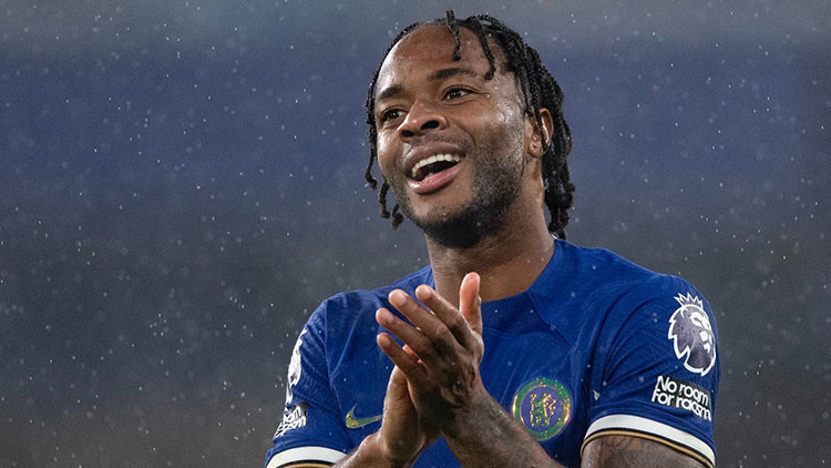 Chelsea 9 futbolcuyu satılığa çıkardı Transfer listesinde Sterling sürprizi