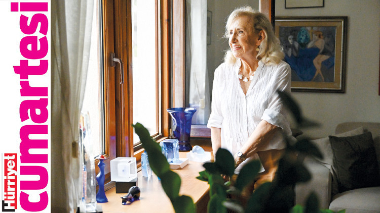 ‘Ruhen öldürülmüş kadınları zaten yazıyordum, bu kez kan dökülmüş bir cinayeti yazmak zorunda kaldım’