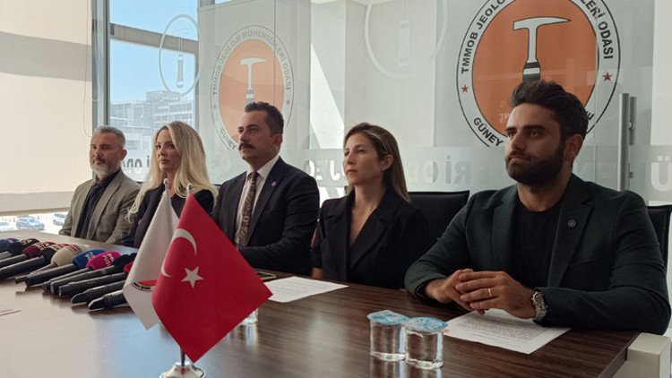 Jeoloji mühendislerinden çağrı: Bir afet yönetim sistemi kurulmalı Jeoloji mühendislerinden çağrı: Bir afet yönetim sistemi kurulmalı