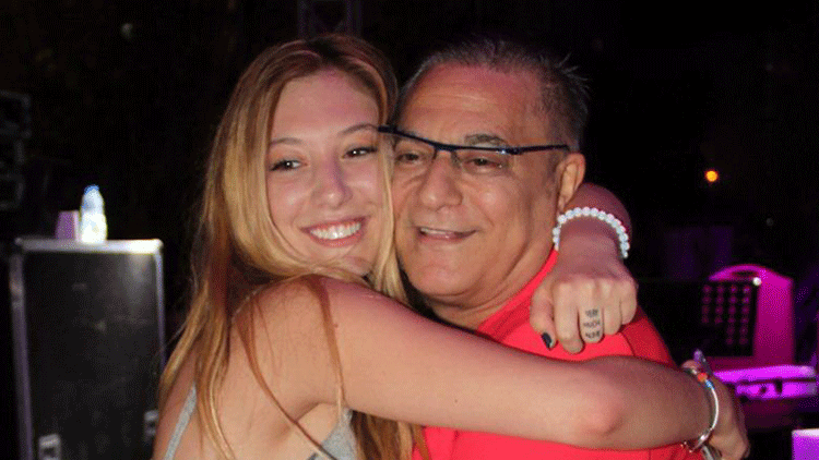 Mehmet Ali Erbilden çapkınlık itirafı: Yasmin babasını tanıyamamış Mehmet Ali Erbilden çapkınlık itirafı: Yasmin babasını tanıyamamış