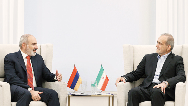 Pezeşkiyan, Zengezur’a karşı Erivan’a gitti