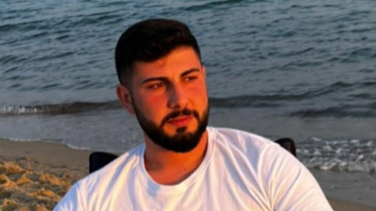 2 aylık kocasını bıçaklayarak öldürdü