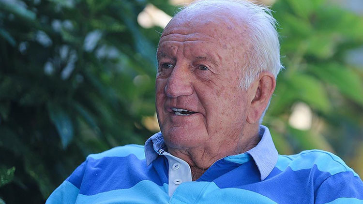 Fenerbahçenin efsane başkanlarından Ali Şen, taburcu edildi