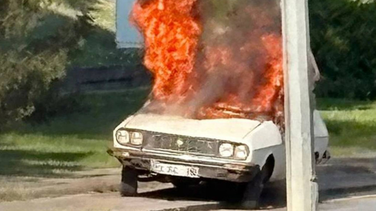 Meclis önünde araç yakan kişi tutuklandı