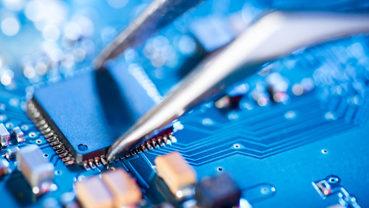 Düşünceyi konuşmaya dönüştüren çip üretildi