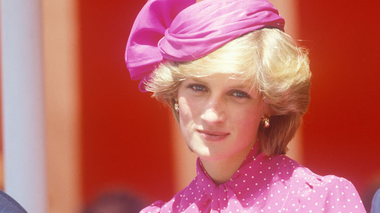 Arkadaşlarını dinlese belki de hayatta kalacaktı... Onu mutluluk değil ölüm çağırmış... Bir sözüyle kaderini mühürledi