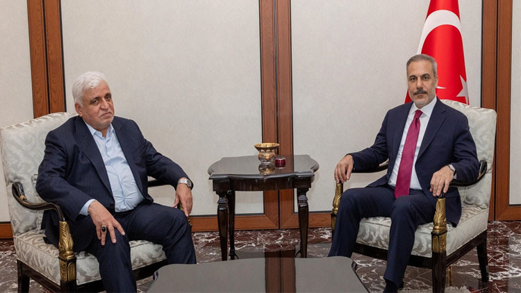 Dışişleri Bakanı Hakan Fidan, Haşdi Şabi Komisyonu Başkanı el-Feyyad ile görüştü