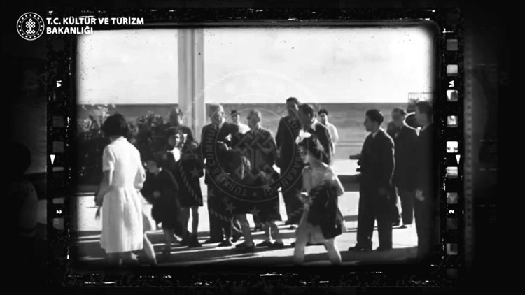 Ata’nın bu görüntüsü ilk kez yayınlandı… Bakan Ersoy paylaştı Ata’nın bu görüntüsü ilk kez yayınlandı… Bakan Ersoy paylaştı