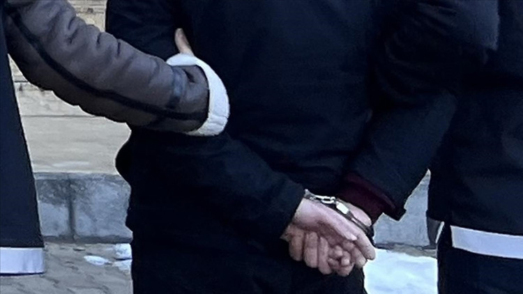 Ermeni diplomata Azerbaycan casusluğu suçlaması