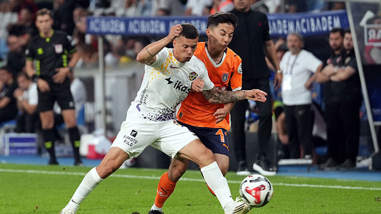 Başakşehir 0-0 Eyüpspor (Süper Lig) Başakşehir 0-0 Eyüpspor (Süper Lig)