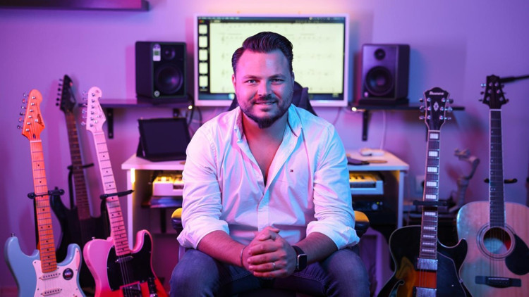 Hem hobi hem de yetenek sınavlarına hazırlığın adresi: Fırat Cantekin Müzik Kursu Hem hobi hem de yetenek sınavlarına hazırlığın adresi: Fırat Cantekin Müzik Kursu