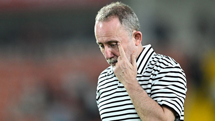 Sergen Yalçın, 2. döneme iyi başlayamadı Sergen Yalçın, 2. döneme iyi başlayamadı