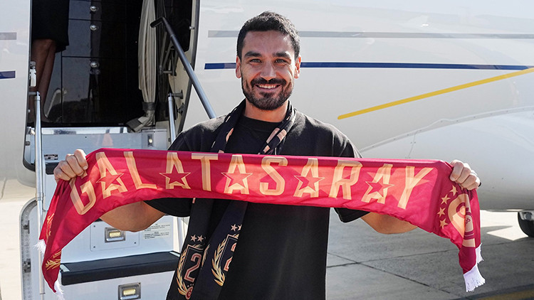 Hürriyet: Galatasarayın yeni transferi İlkay Gündoğan, İstanbula geldi