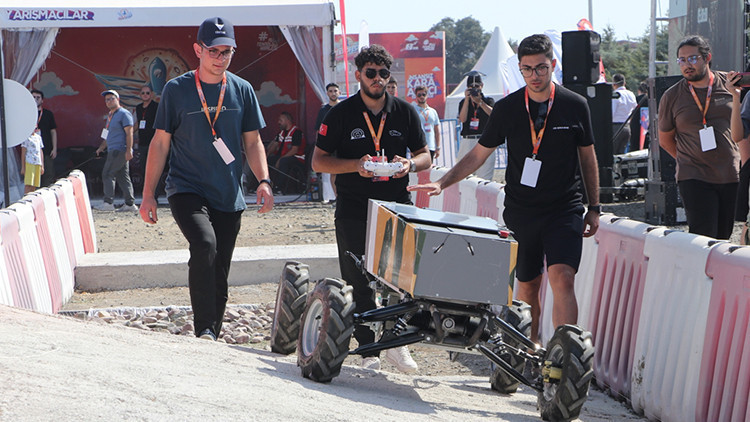 TEKNOFEST İnsansız Kara Aracı Yarışmasında geri sayım