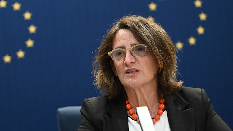 AB Komisyon başkan yardımcısından İsrail’e soykırım suçlaması