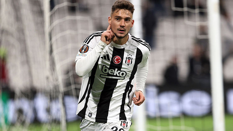 Hürriyet: Beşiktaşlı Ernest Muçi, Trabzonspor’a transfer olmak için şehre vardı İlk açıklama