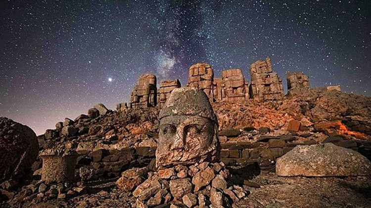 Gece müzeciliği 27 ören yerinde devam ediyor