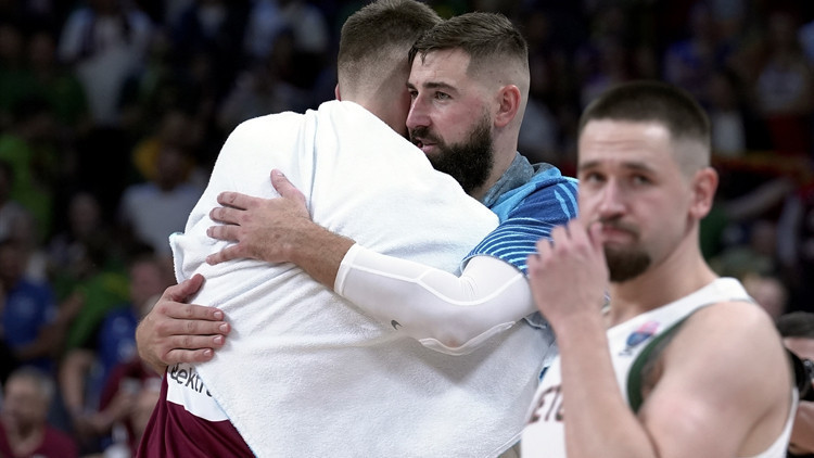 Litvanya, EuroBaskette çeyrek finalde Letonya veda etti