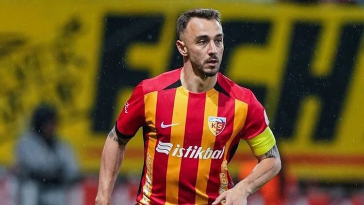 Kayserispor, Gökhan Sazdağının Beşiktaşa transferini açıkladı Kayserispor, Gökhan Sazdağının Beşiktaşa transferini açıkladı