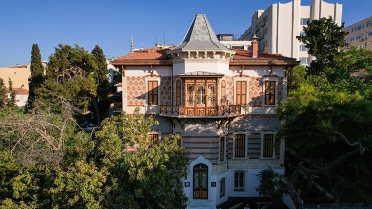 Arkas’tan İzmir’e Altıncı sanat durağı: Arkas Sanat Göztepe açıldı Arkas’tan İzmir’e Altıncı sanat durağı: Arkas Sanat Göztepe açıldı