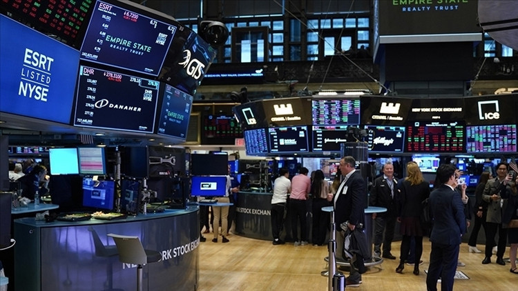 New York borsası karışık seyirle açıldı