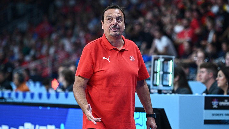 Ergin Ataman: Bugün pozitif şeyler konuşma günü değil Ergin Ataman: Bugün pozitif şeyler konuşma günü değil