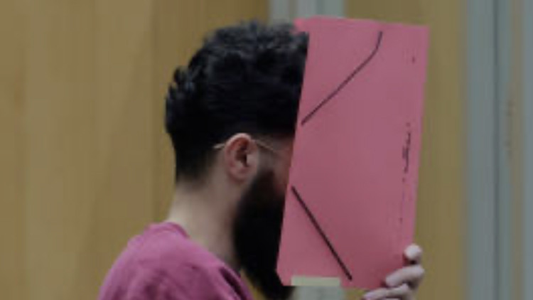 Afgan saldırgana ömür boyu hapis cezası