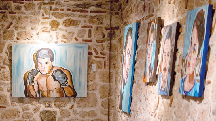 İz İle Düş Arasında Bİr Yer