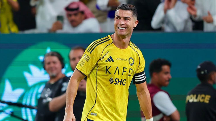 Ronaldo tarih yazmaya devam ediyor Adım adım hedefe Ronaldo tarih yazmaya devam ediyor Adım adım hedefe