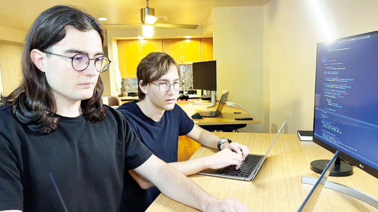 Silikon Vadisi’ndeki Türk genci Pentagon’un açığını yakaladı Silikon Vadisi’ndeki Türk genci Pentagon’un açığını yakaladı